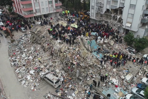 Arama kurtarma çalışmaları devam eden enkaz sayısı 200’ün altına indi