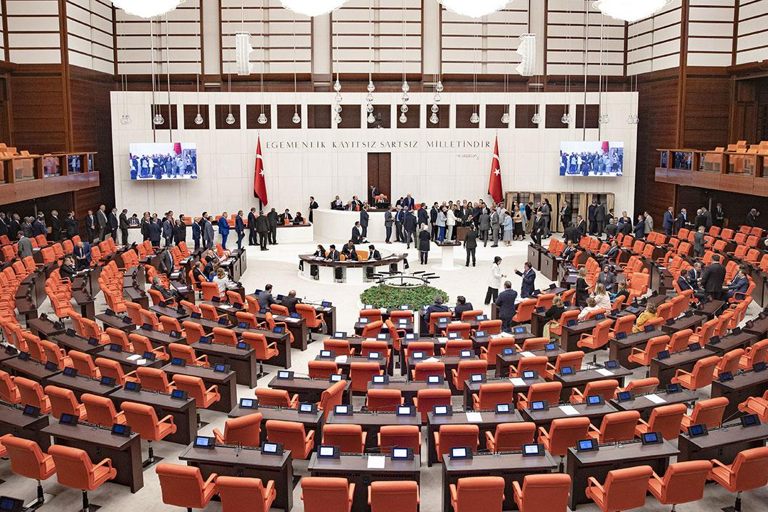 Ücretli öğretmenlere kadro mu geliyor?