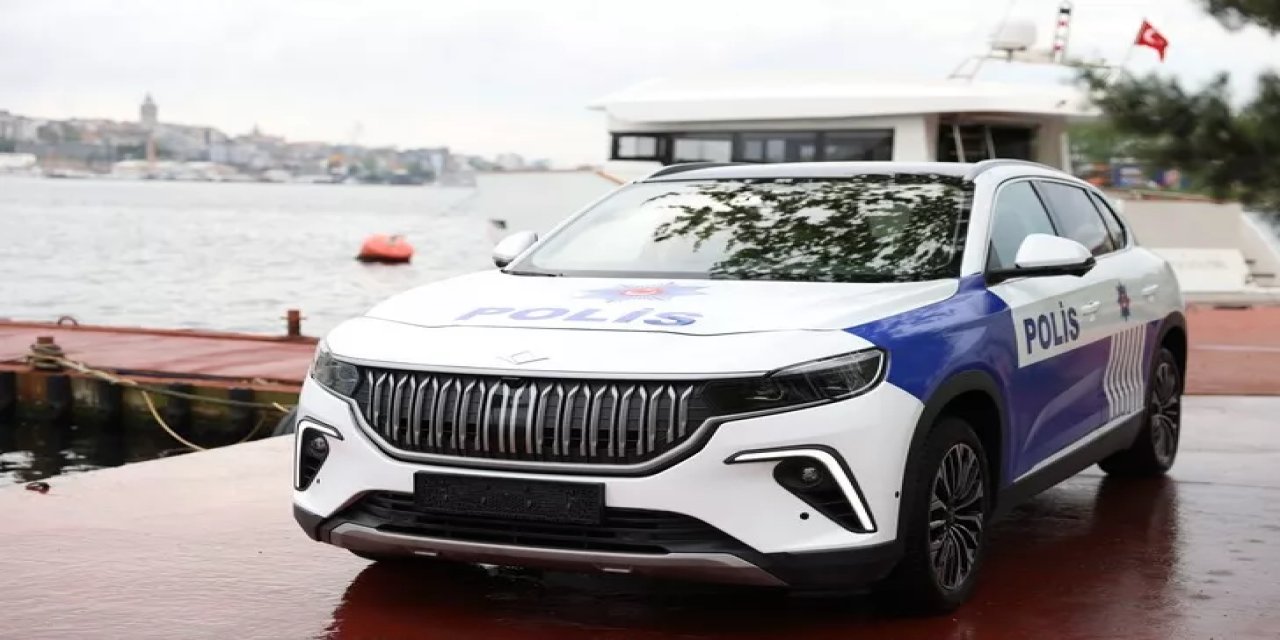 Türkiye'nin ilk yerli ve milli otomobili Togg, polis aracı oldu.