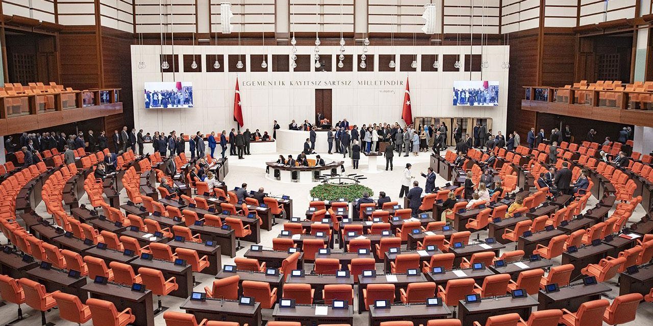Meclis Yüksek Seçim Kurulu'nu bekliyor: Mecliste yeni dönem için takvim nasıl işleyecek?