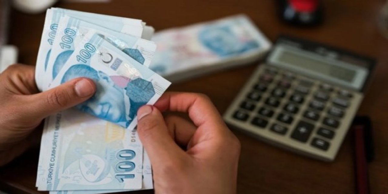 Emeklilere Müjde: Bayram İkramiyesine yapılacak zamla ilgili flaş açıklama
