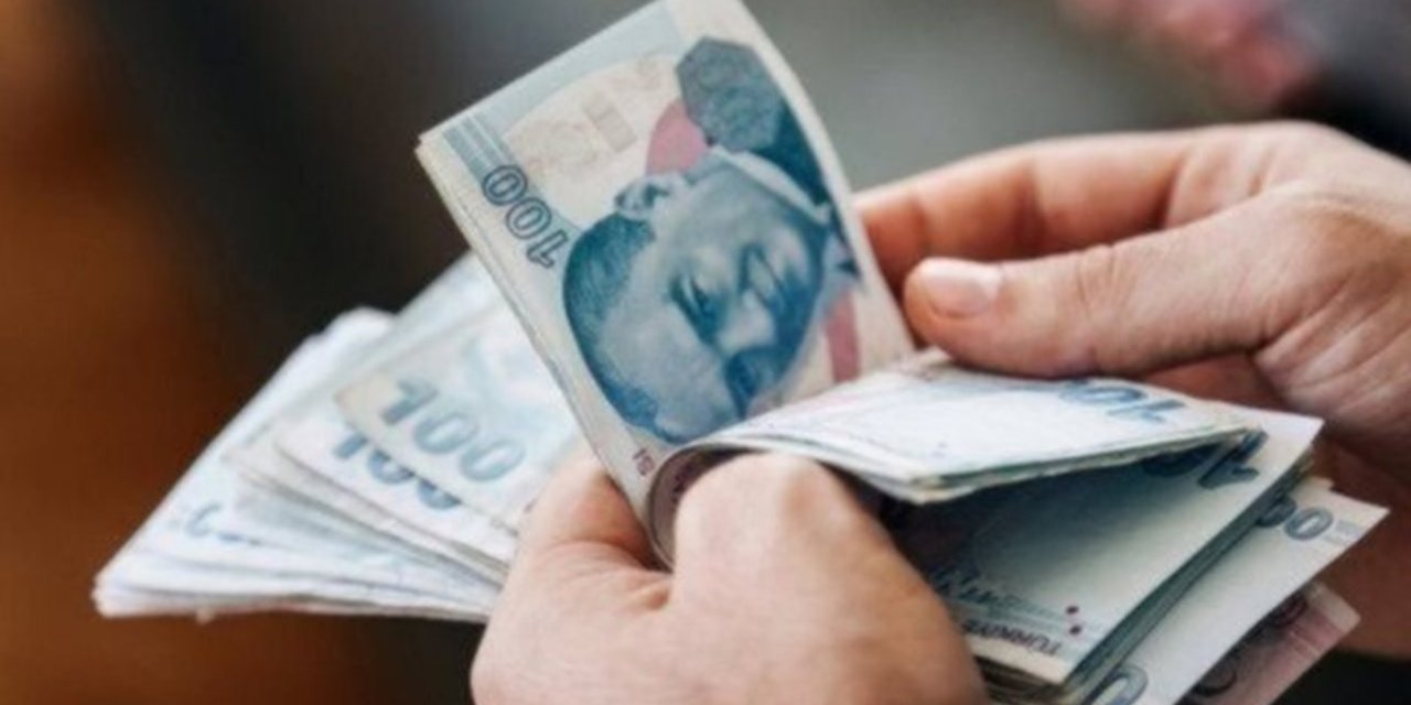 Öğrencilere Bayram Harçlığı Müjdesi: Başvurana 1000 TL!