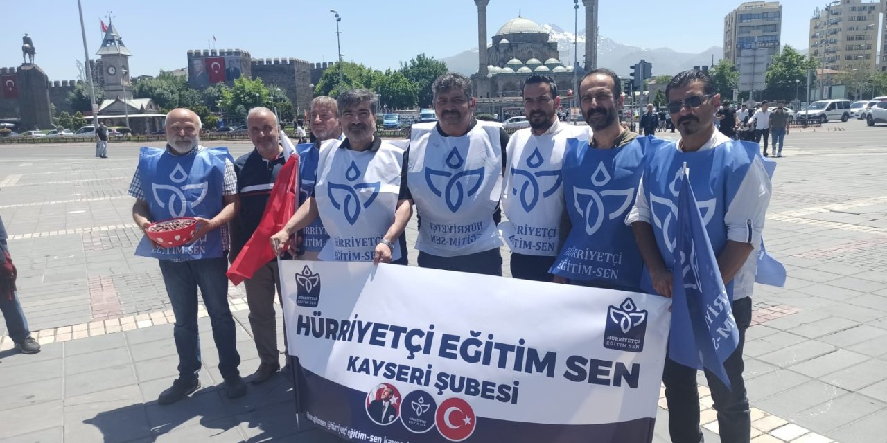 Bir devlet memuru tek maaş ile nasıl geçinsin?