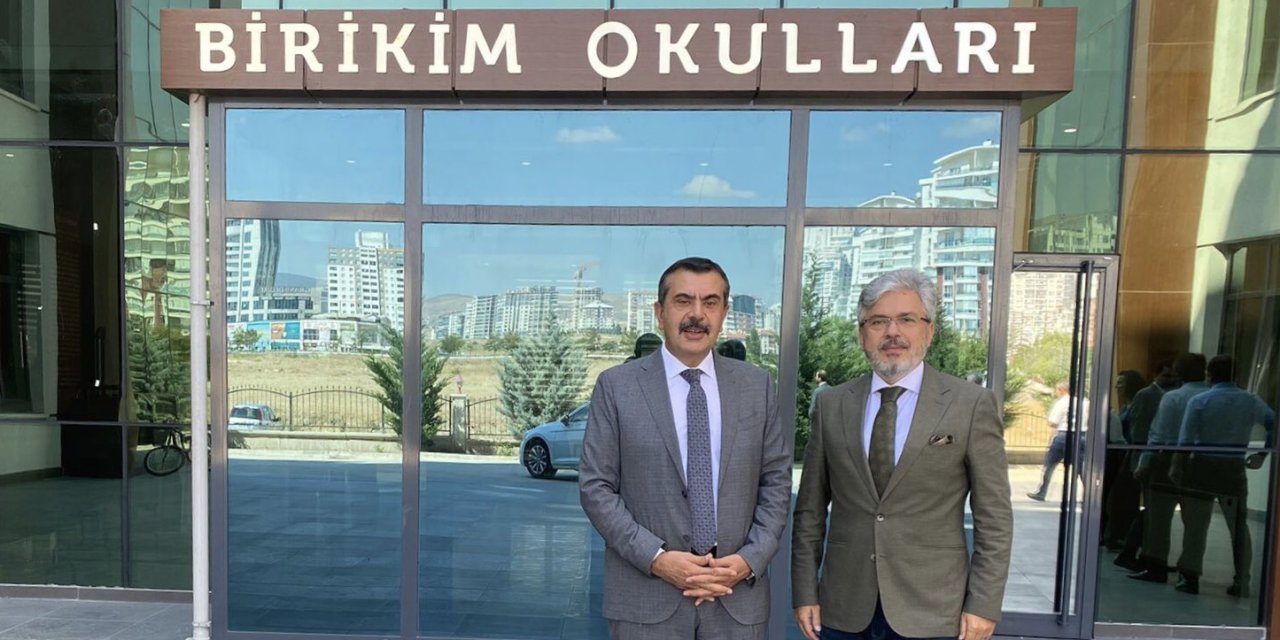 MEB Bakan Yardımcısı Ömer Faruk Yelkenci'nin İl Müdürü Yapmak İstediği O İsimler.