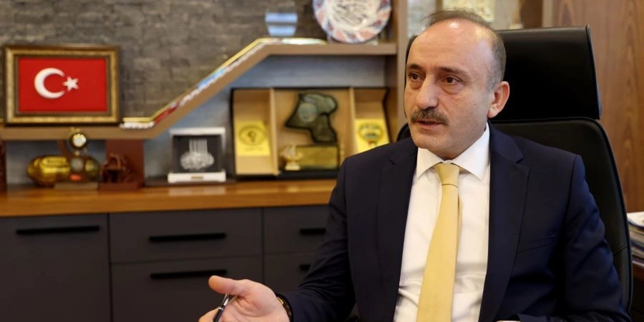 İşçi sendikası başkanı: Memurlar için de mücadeleye hazırız..