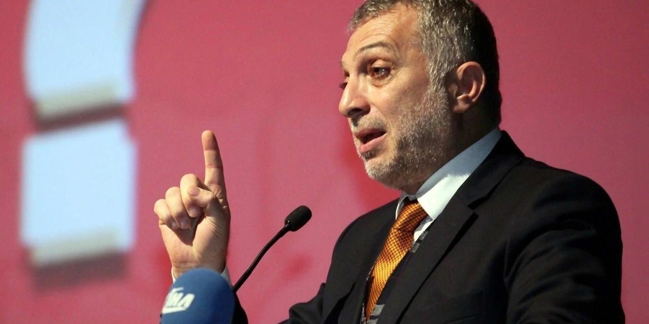 Metin Külünk, alkolsüz şampanya patlatan gençlere tepki gösterdi…