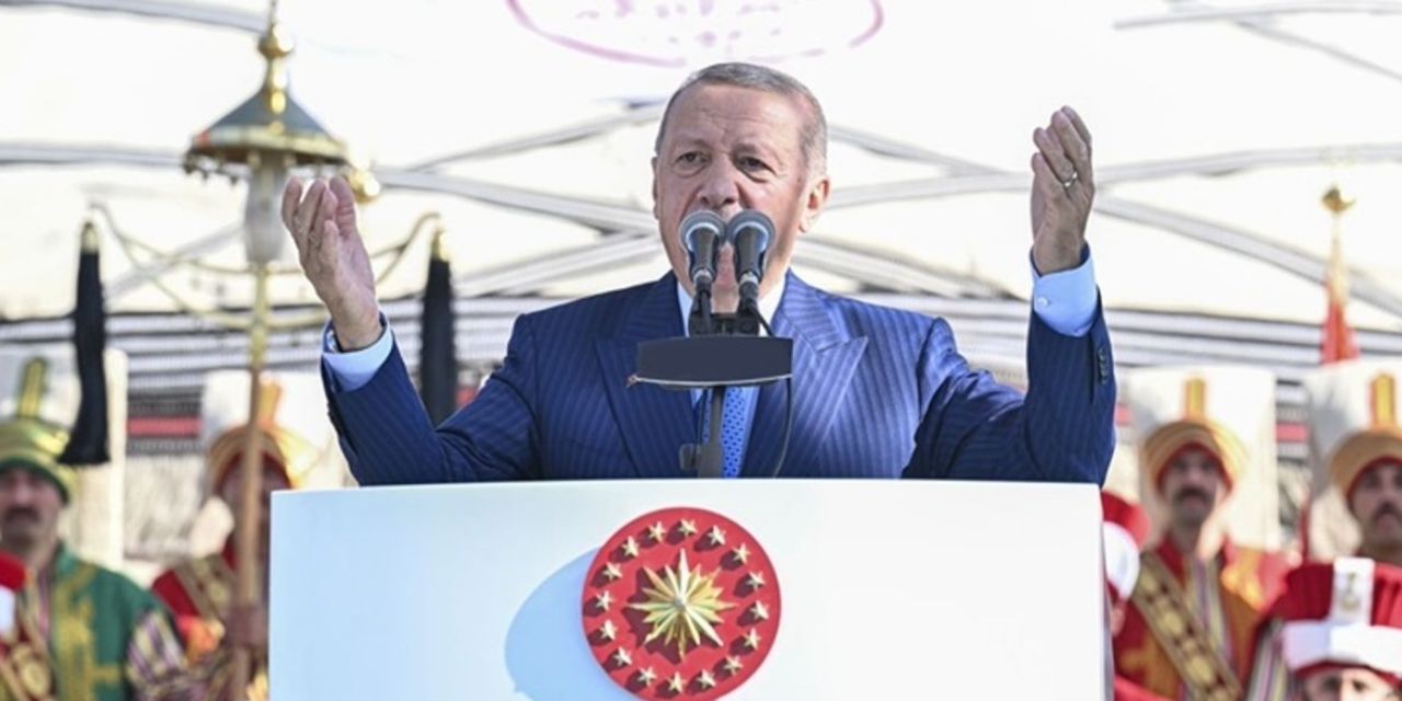 Malazgirt Zaferi, coşkuyla kutlanıyor: Erdoğan’ın “asıl hedeflere yönelme” sözü öne çıkıyor