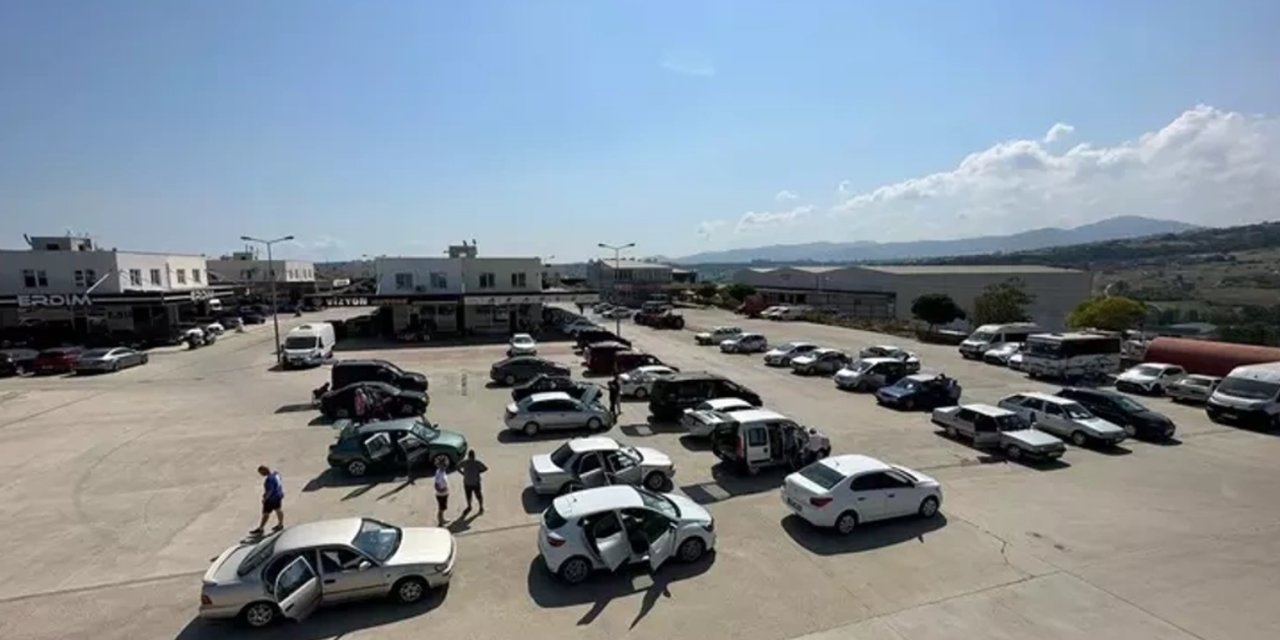 İkinci el otomobil pazarı resmen durdu! Satan çok, alan yok...