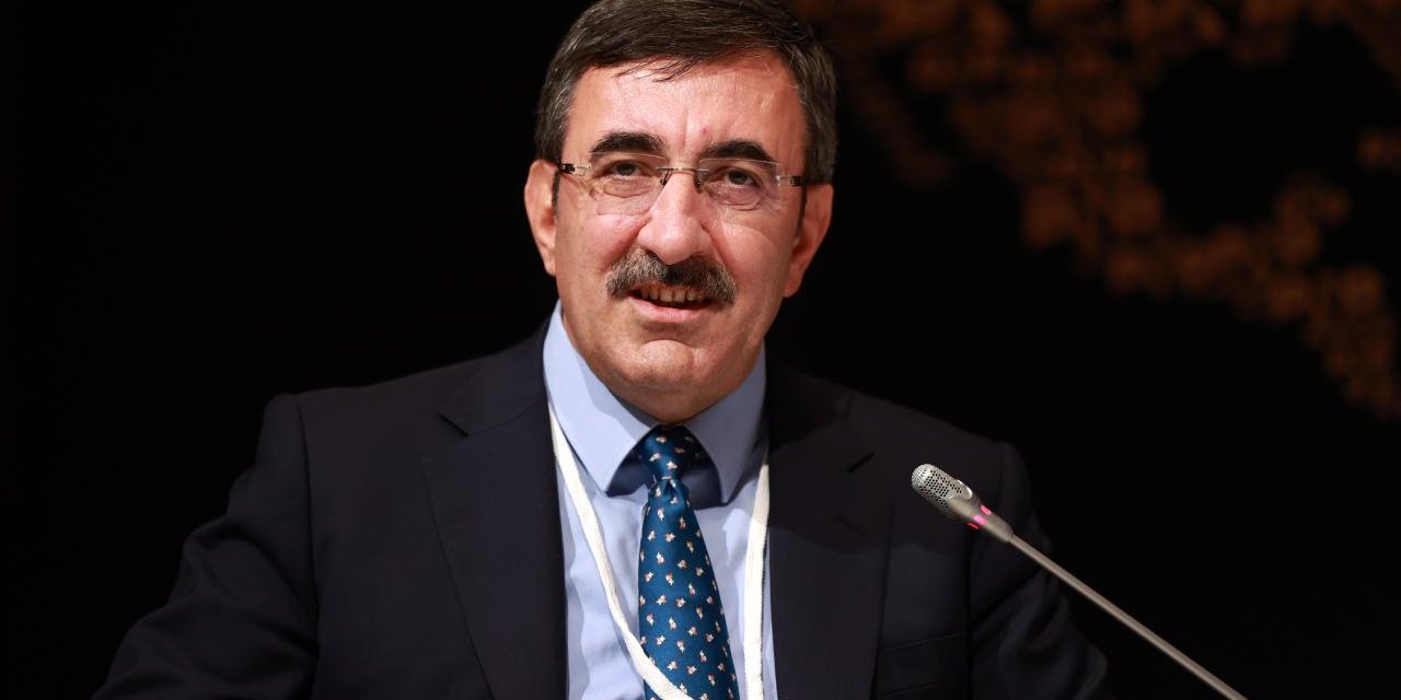 Cumhurbaşkanı Yardımcısı Cevdet Yılmaz: Mevcut Yapı Tartışılmalı!