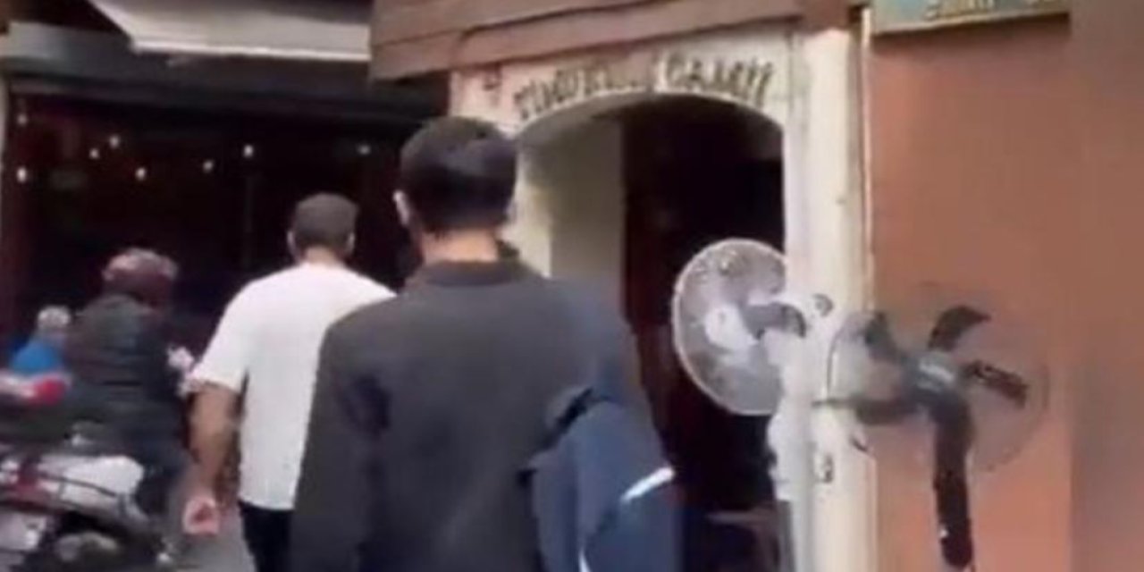 Cami anonsu sokağa verildi: 'Filenin Sultanları kafirdir'