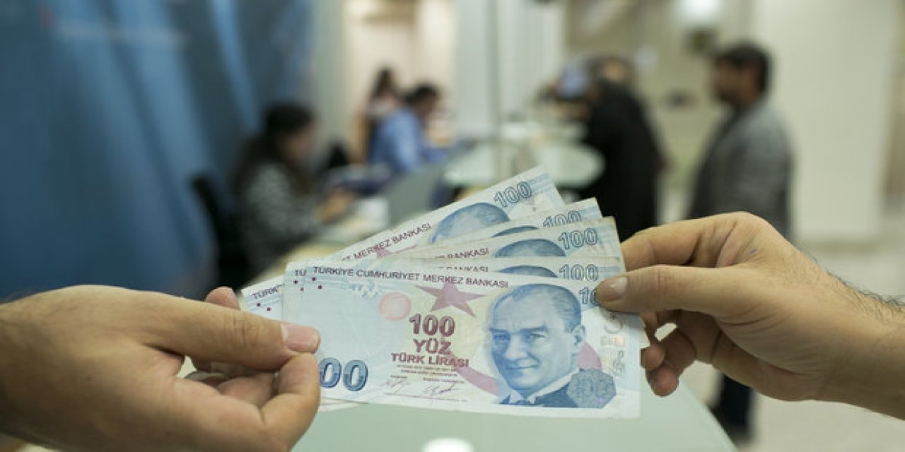 İktidara yakın gazeteci emekli maaş zamlarıyla ilgili kulis bilgilerini paylaştı