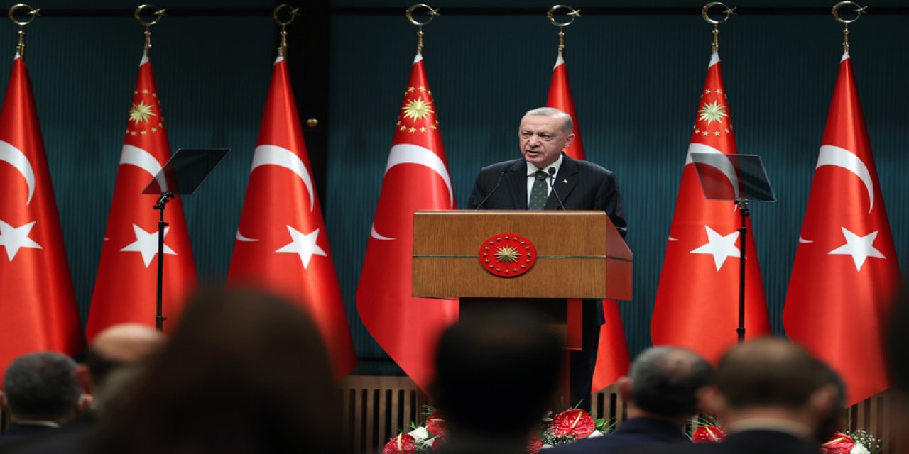 Cumhurbaşkanı Erdoğan cep telefonu ve bilgisayar desteği detaylarını açıkladı