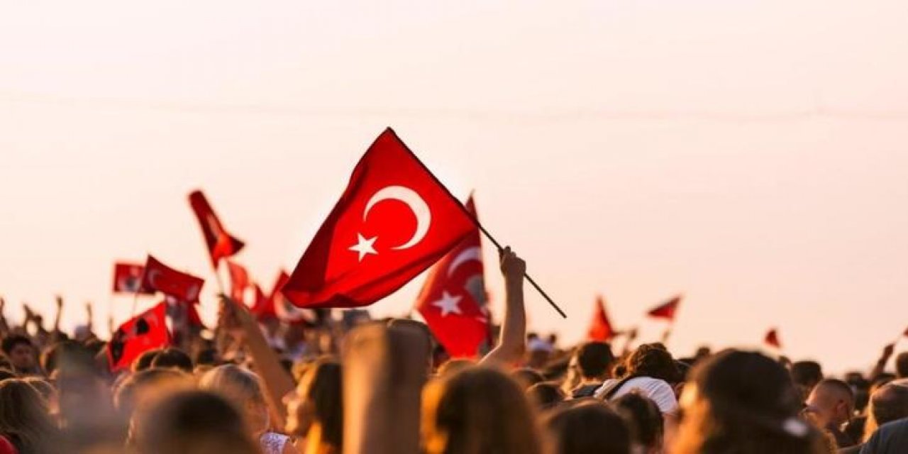 29 Ekim Cumhuriyet Bayramı’na sayılı günler kaldı! Kutlamalar için hazırlıklar yapılıyor! İşte en güzel 29 Ekim şiirleri!