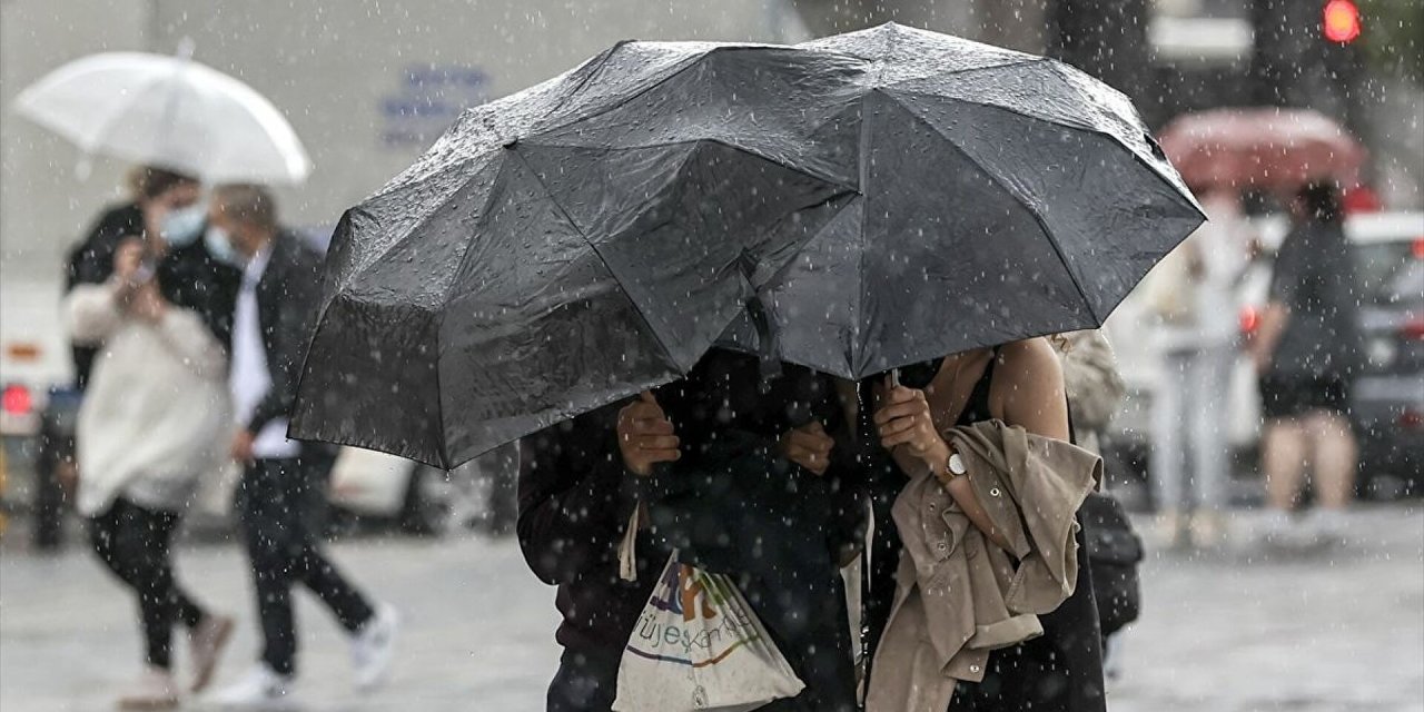Meteorolojik afet uyarısı! Şiddetli yağış ve fırtına tehlikesi yaklaşıyor!