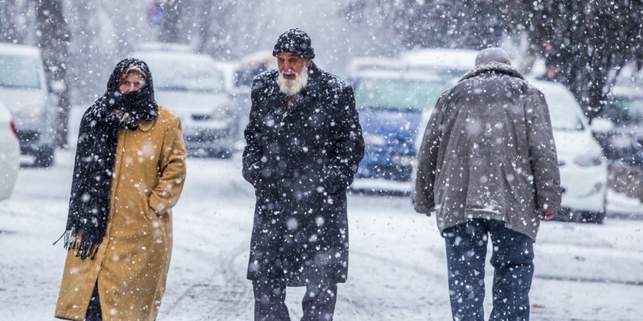 Kar rekoru geliyor! Meteoroloji uzmanı iki ili uyardı, dikkat edin!