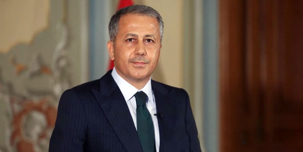 Bakan Yerlikaya'dan Düzensiz Göç Açıklaması