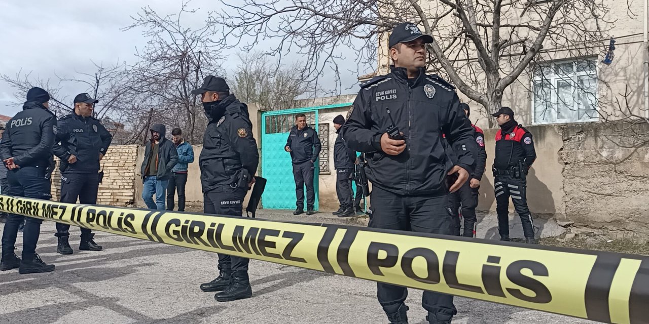 Taksi şoförü önce İngiliz vatandaşını öldürdü, sonra intihar girişiminde bulundu!!!