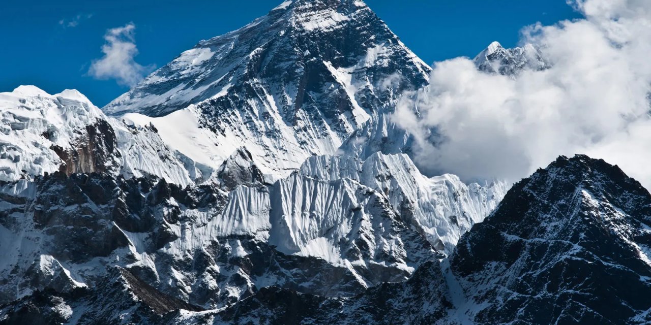 Everest Dağı Gerçekten Dünyanın En Yüksek Dağı mı?