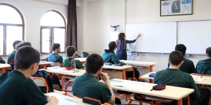 3 Ekim Cuma Günü İstanbul'da Okullar Tatil Edildi Mi?