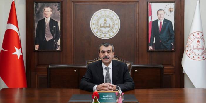 Bakan Tekin'den Öğretmenlere Online Seminerler İçin Büyük Jest