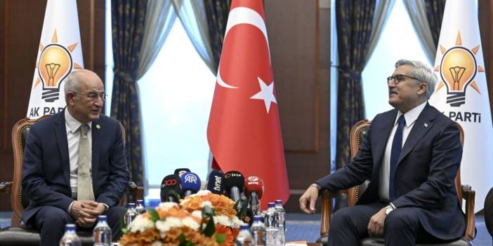 Siyasette Bayram Yumuşaması: AK Parti Ve CHP 3 Bayram Sonra Bir Arada