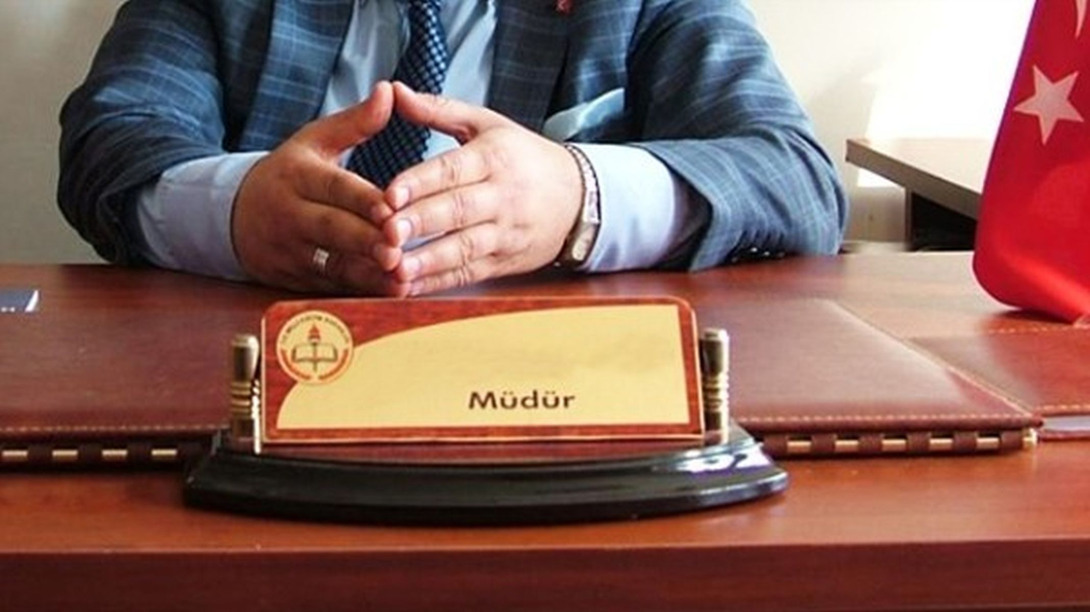 2025/02/21/mudur.jpg