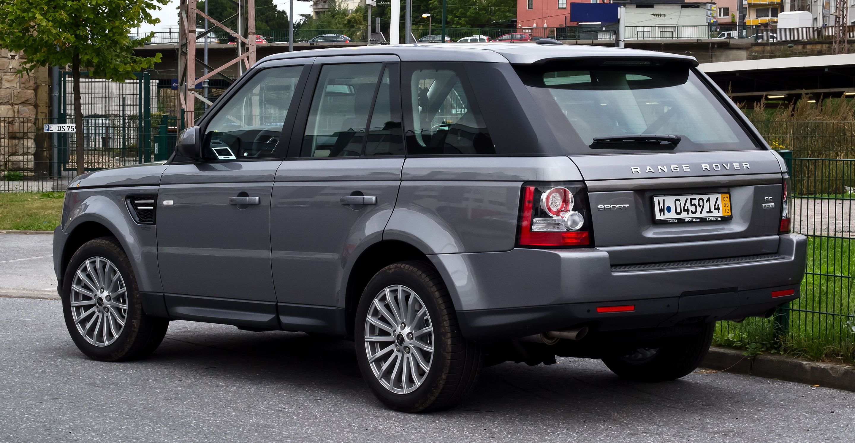 1-range-rover-sport.jpg